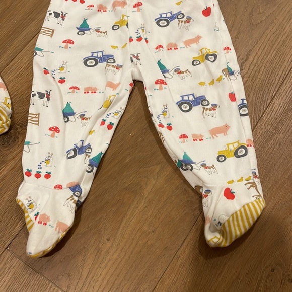 Baby Boden Farm Leggings and Hat Set 6-9 months - Picture 3 of 8